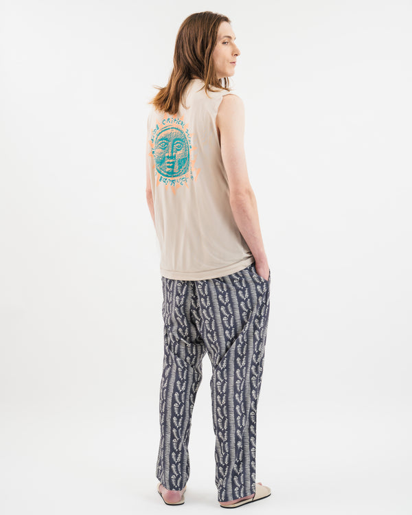 【CRITICAL SLIDE】SSUHNORIRTSE SURF BAND CUT TEE