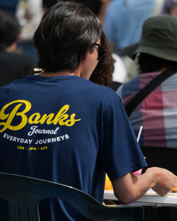 【BANKS JOURNAL】LOGO SURF TEE