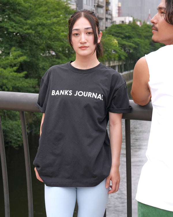 【BANKS JOURNAL】LOGO SURF TEE