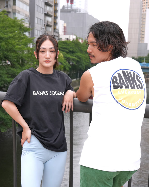 【BANKS JOURNAL】LOGO SURF TEE