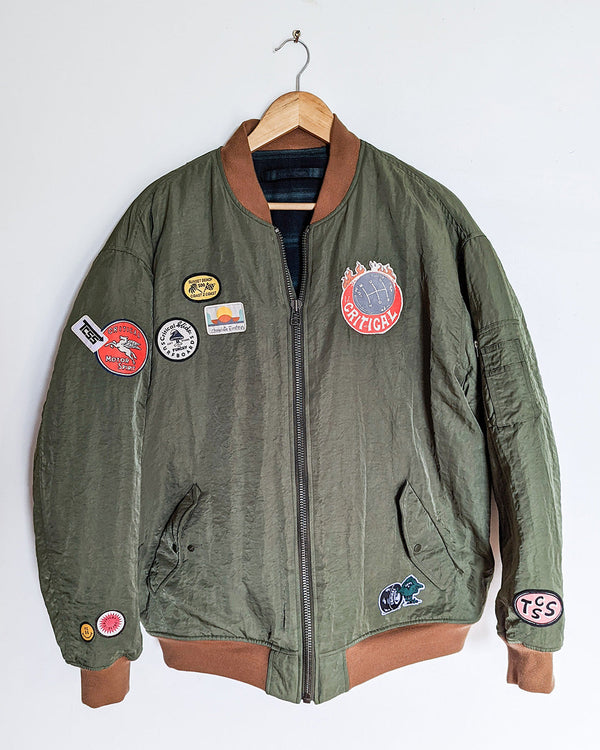 【CRITICAL SLIDE】PATCHES MA-1 JACKET
